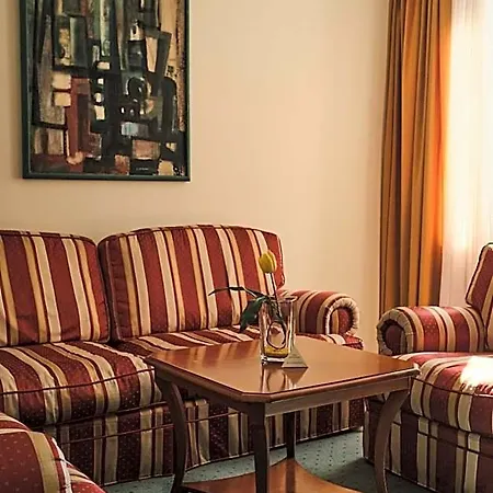 Exel 4* Αμστέτεν