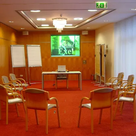 埃克塞尔酒店 4*