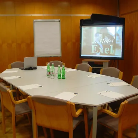 Exel Hotel 4*